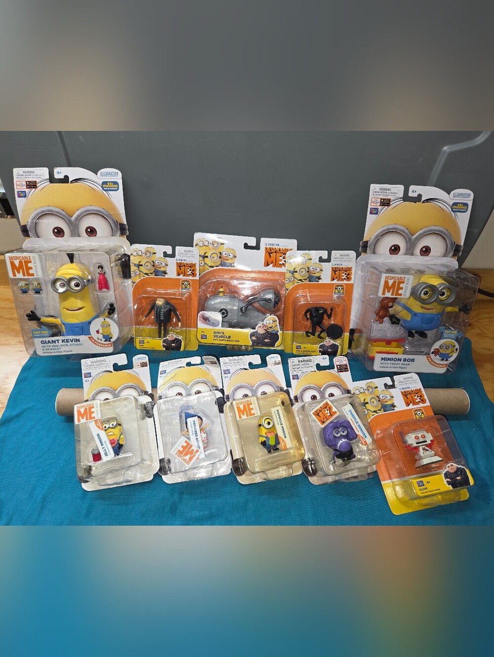 Despicable Me Minions Figurines Toys Lot Of 10 New In Box